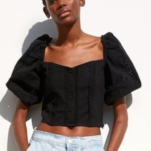 EYELET EMBROIDERED BLOUSE
